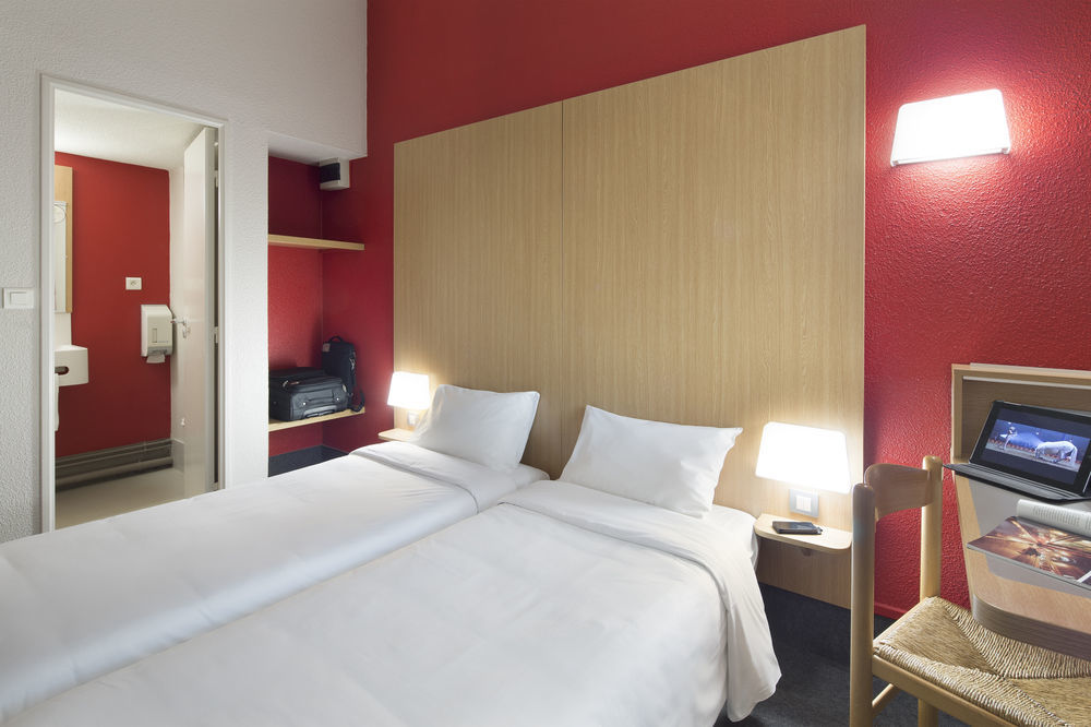 B&B Hotel Morlaix Saint-Martin-des-Champs  Exterior foto