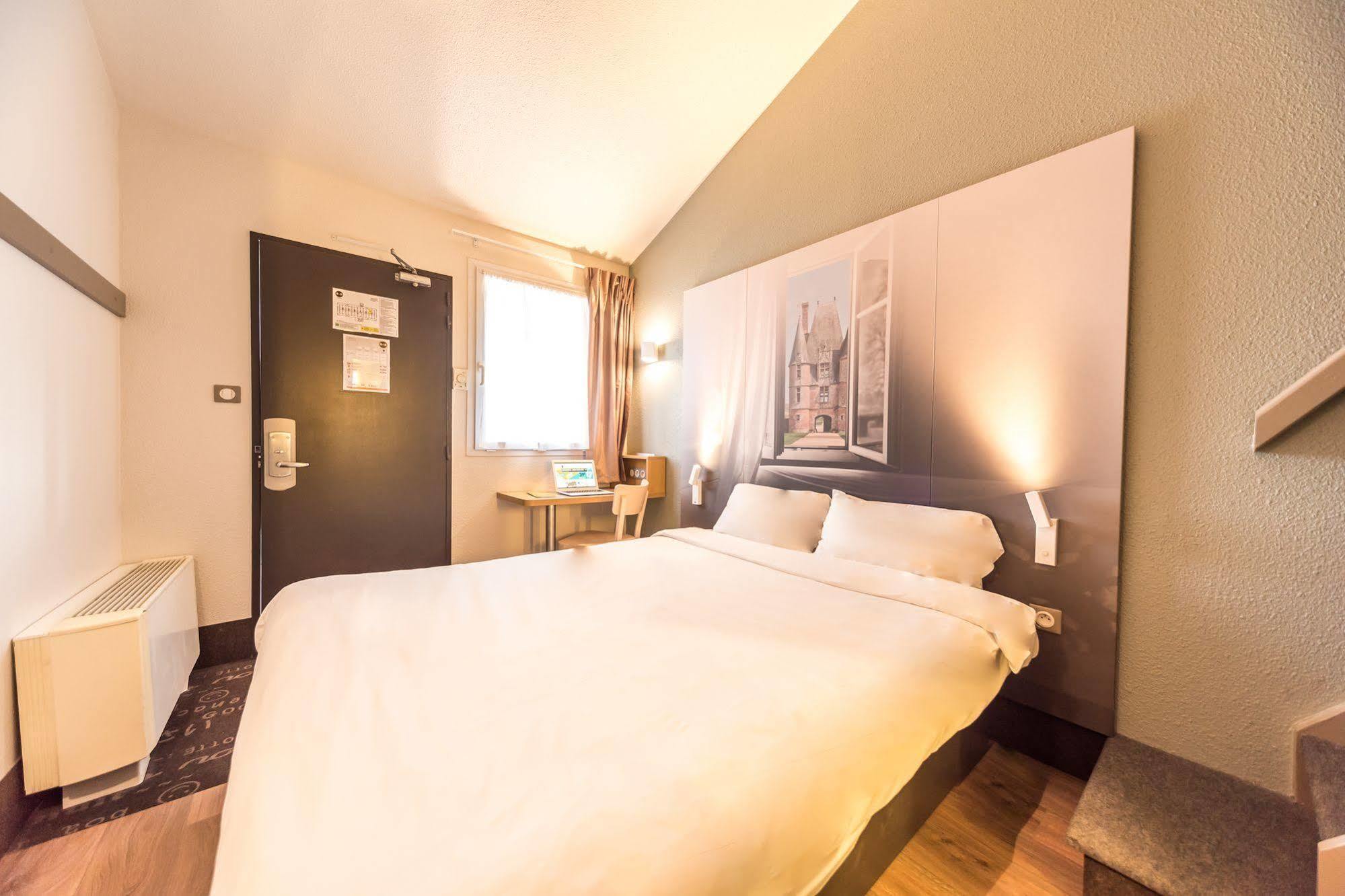 B&B Hotel Morlaix Saint-Martin-des-Champs  Exterior foto